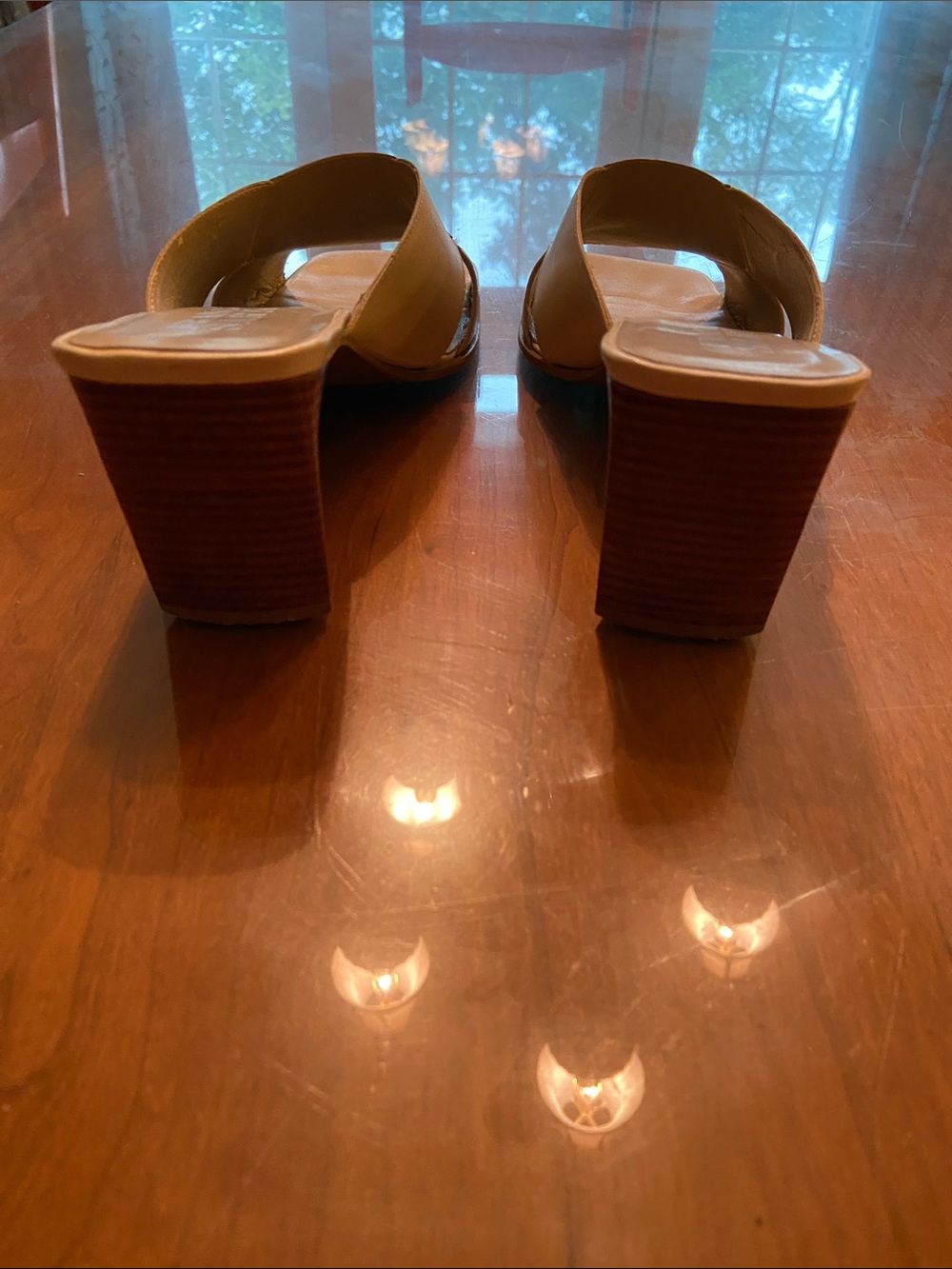 Franco Sarto Cream Leather Slip-On Block Heel Mules. Size 9 - Picture 3 of 4